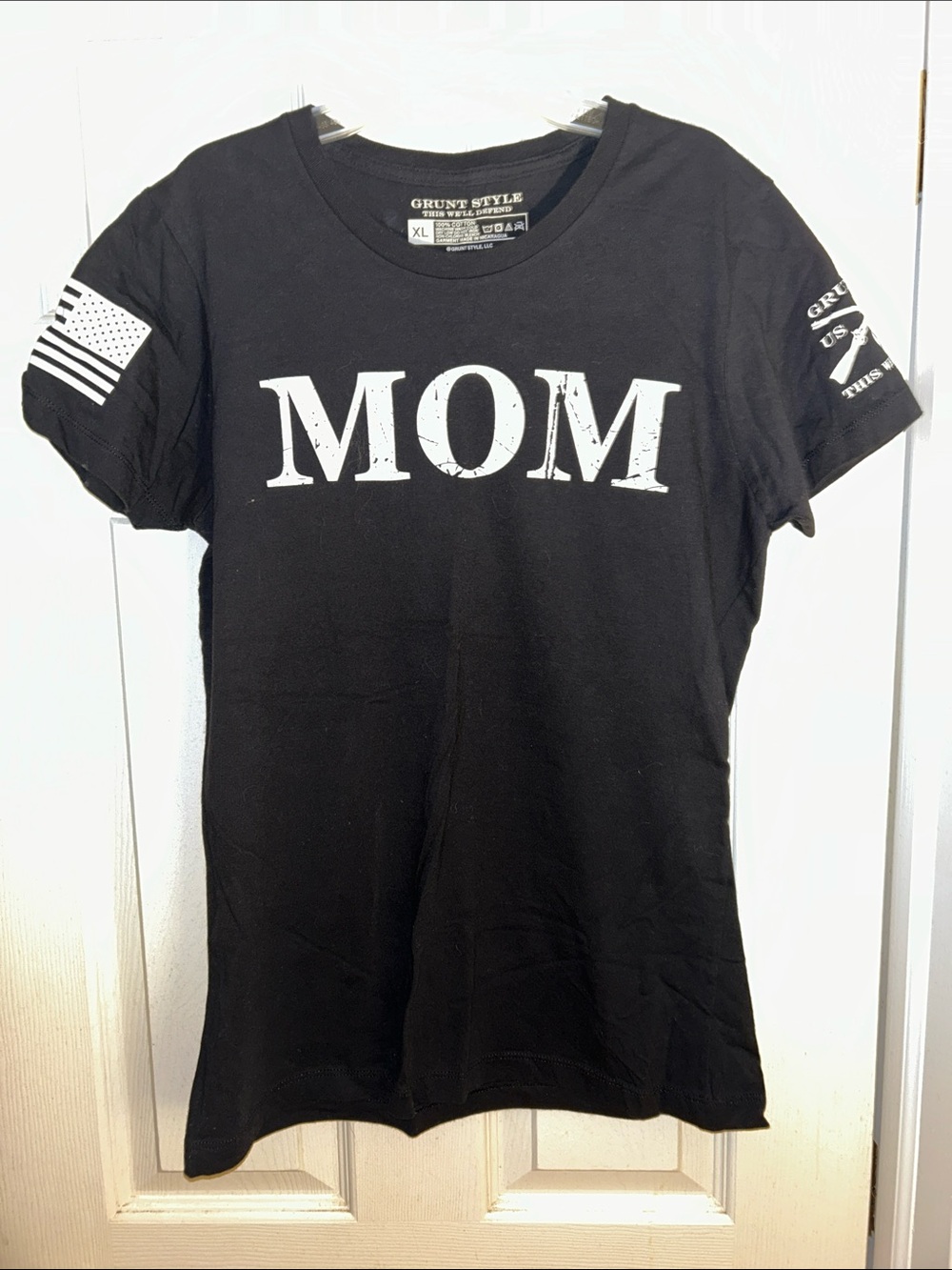 Grunt Style Black MOM Graphic Tee
